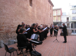Intercanvi coral entre Castell� i Borriana al Jard� Arqueol�gic del Centre Municipal de Cultura La Merc� de Burriana