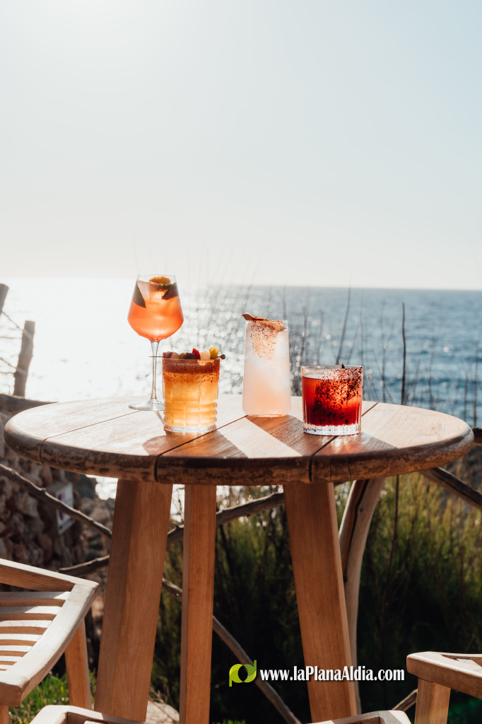 Tres destins per a viure la nit de Sant Joan al Mediterrani: Val�ncia, Castell� i Menorca