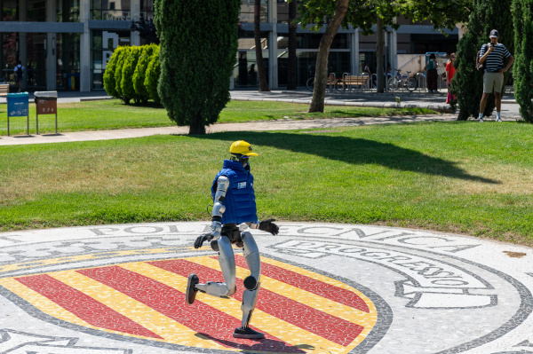 La UPV lidera CULTUR-BOT-XR para estudiar el impacto social de los robots humanoides en museos y entornos culturales
