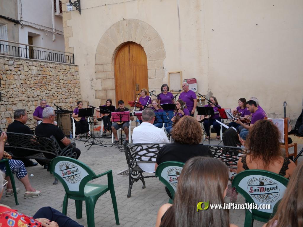 Encuentro de Rondallas en la Foya de l'Alcalat�n