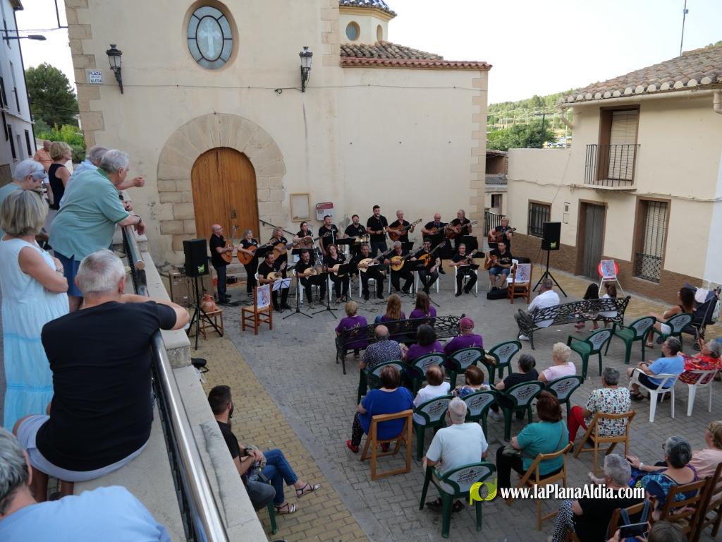 Encuentro de Rondallas en la Foya de l'Alcalat�n