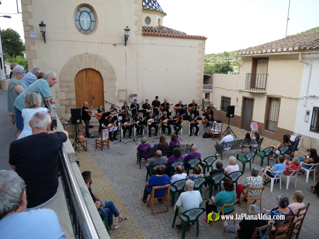 Encuentro de Rondallas en la Foya de l'Alcalat�n