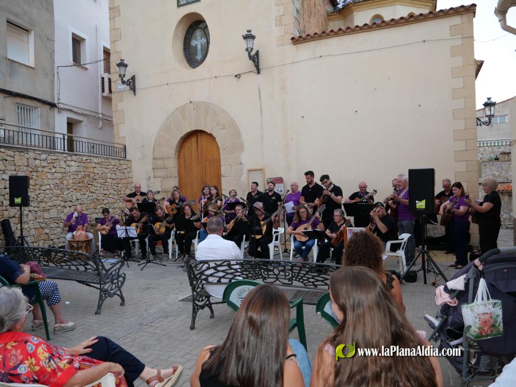 Encuentro de Rondallas en la Foya de l'Alcalat�n