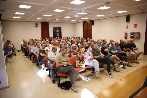 Burriana presenta la hoja de ruta del PAI Sant Gregori y aclara dudas de los propietarios