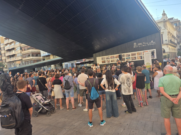 Vila-real acoge Vila-realencs en concert y pone en valor el talento musical local
