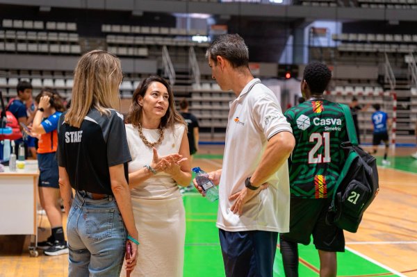 Castellón reúne a 1.134 deportistas de ocho países en la Castellón International Handball Cup