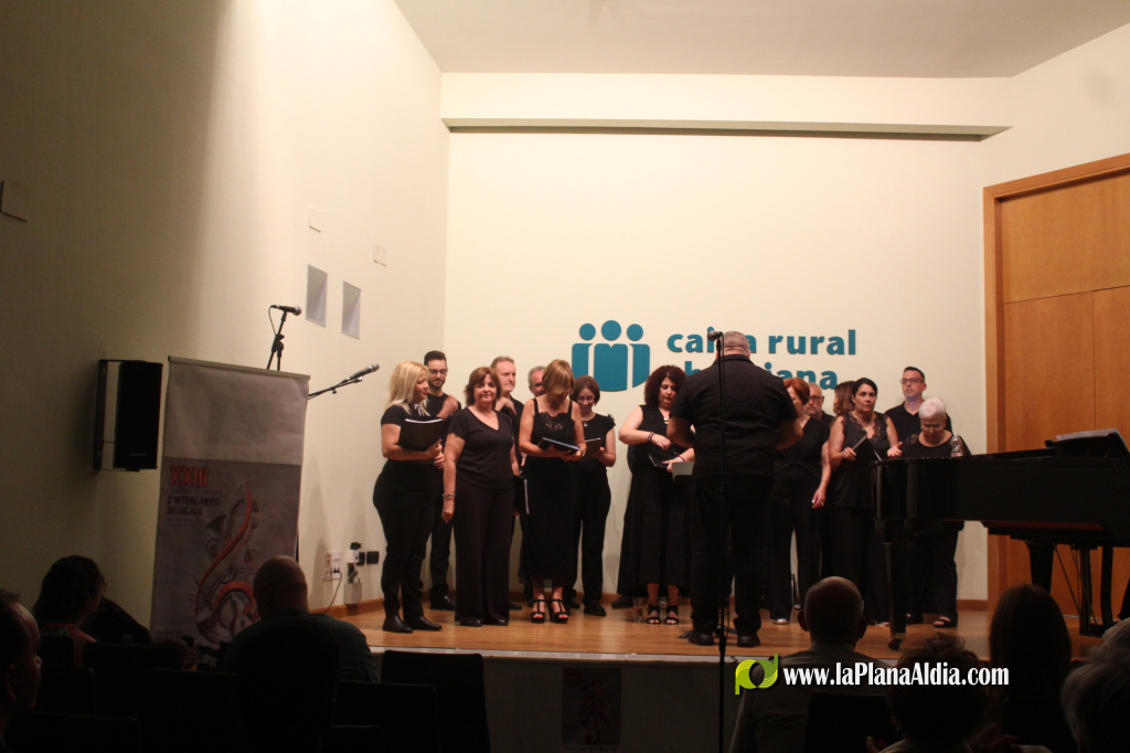 La Caixa Rural de Borriana acull el Concert d'Estiu de la Coral Borrianenca i la Societat Musical de Massalfassar