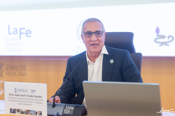 Tirado destaca el legado de la Escuela de Enfermería La Fe en la clausura de su última graduación