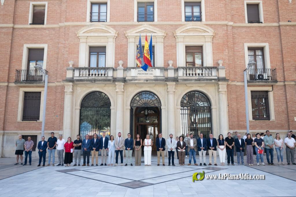 La Diputación de Castellón guarda un minuto de silencio por las víctimas de los terremotos de Venezuela