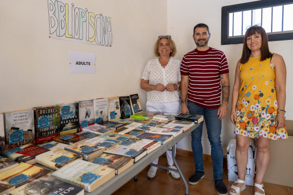 L'Alcora impulsa la lectura estival con el regreso de la bibliopiscina