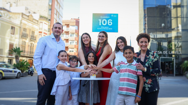 onda-elige-a-julia-martinez-blasco-como-reina-de-la-fira-2026