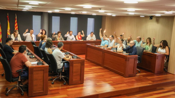 onda-defiende-su-territorio-frente-a-las-macroplantas-solares-con-el-voto-en-contra-de-psoe-y-compromis