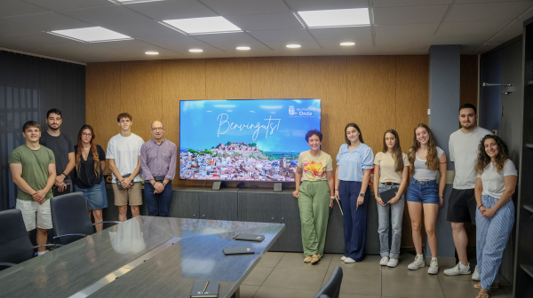 Onda ofrece 12 becas de formación remuneradas para jóvenes en prácticas en el Ayuntamiento