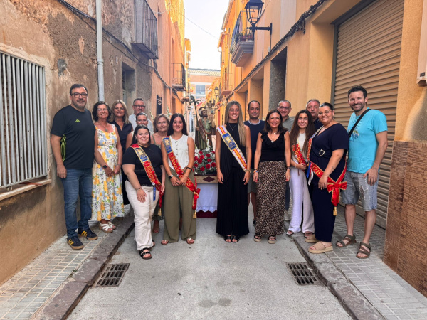 almassora-celebra-sant-cristofol-con-procesion-bendicion-de-vehiculos-y-porrat