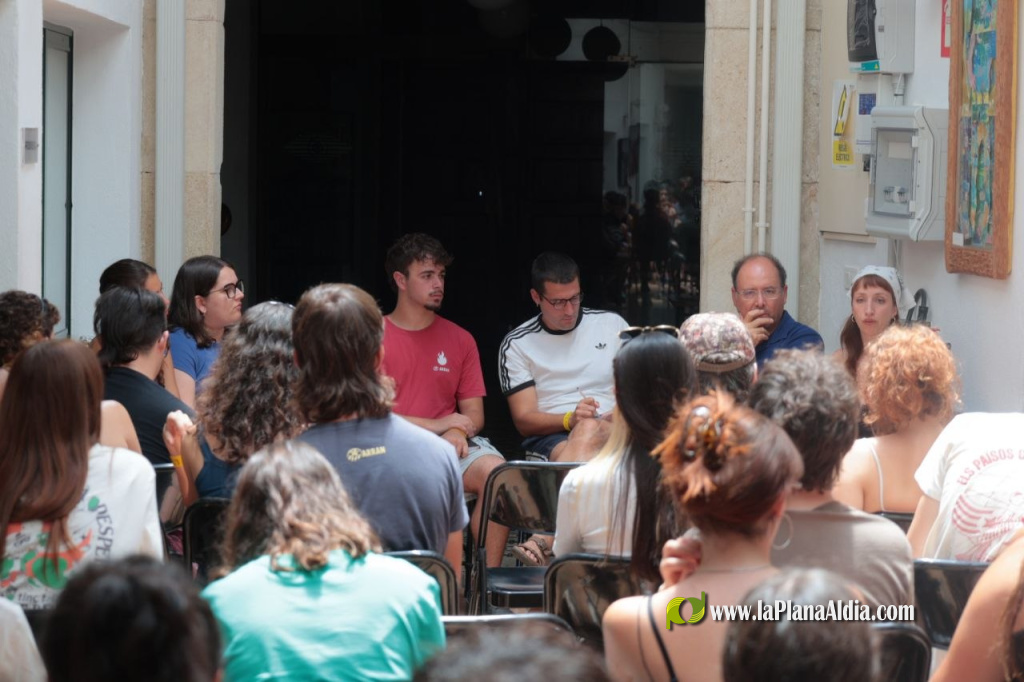 L'Empelt, encontre juvenil de l'Esquerra Independentista del Pa�s Valenci�, reuneix a cinc-cents joves a Muro