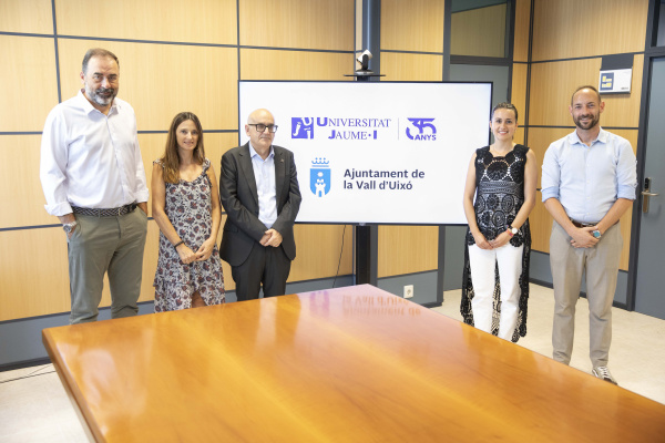 La UJI y el Ayuntamiento de La Vall d’Uixó renuevan convenio para impulsar la actividad física en pacientes oncológicos