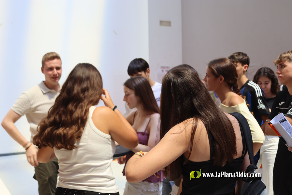 Regidor de Joventut visita a m�s de 30 joves formats com a monitors de lleure homologats per l'IVAJ