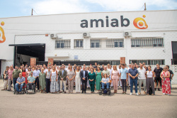L'entitat amiab commemora el seu des� aniversari a la bugaderia d'Almassora, Castell�, en un acte en el qual van participar treballadors, la direcci�, institucions, clients i col�laboradors.