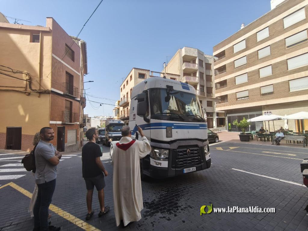 Honran a San Crist�bal con homenaje a transportistas hist�ricos y le bendici�n de veh�culos
