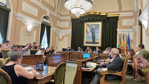 El PSPV lamenta que el PP rechace una estrategia integral frente al calor extremo en Castelló y acusa a Carrasco de plegarse al negacionismo de Vox