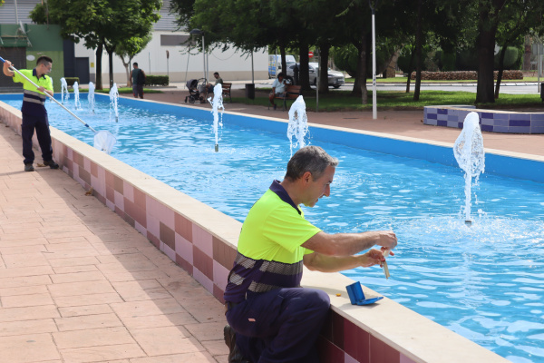 Vila-real reforça el manteniment de les fonts ornamentals amb un nou contracte centrat en la prevenció i l'eficiència hídrica