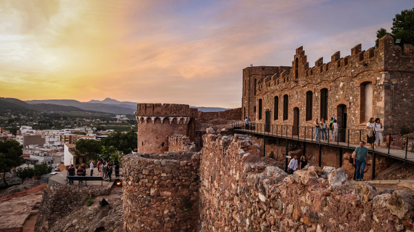 Onda abre la reserva gratuita para observar el eclipse desde el Castillo de las 300 Torres