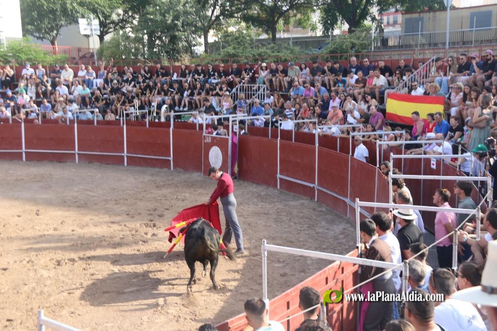 Debut con picadores del novillero alcorino Ian Bermejo en la plaza de toros de Vilafranca el 1 de agosto