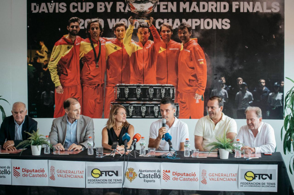 Begoña Carrasco ensalza a Bautista y anuncia homenajes en Castellón tras su retirada