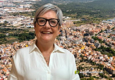 adela-maneus-mantenedora-del-acto-de-proclamacion-de-la-reina-y-damas-de-las-fiestas-del-cristo-2026