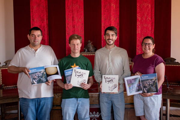 Morella presenta el libro de fiestas 2026 y lo reparte a partir del miércoles
