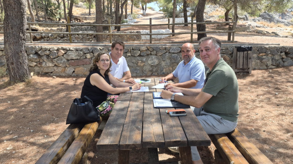 Castellón colaborará con municipios afectados en la reforestación de la Sierra de Espadán