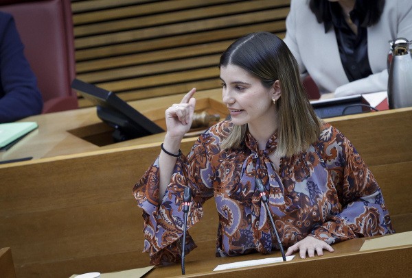 Peral denuncia migración errática de Sánchez y exige frenar la regularización y el reparto de menores