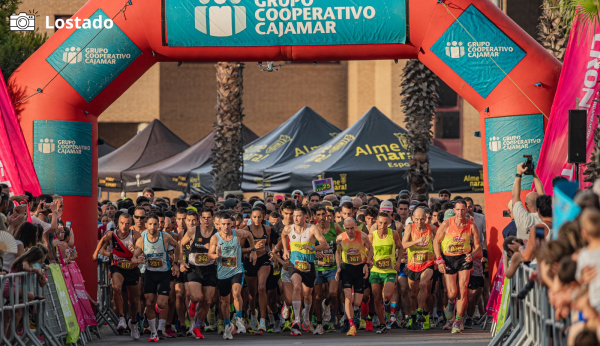 la-volta-a-peu-a-la-platja-casablanca-reune-a-unos-750-atletas-y-corona-a-tello-garcia-y-soukaina-el-khayami
