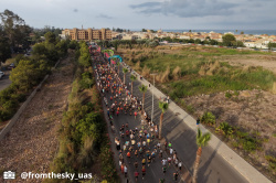 La Volta a Peu a la Platja Casablanca reuneix uns 750 atletes i corona a Tello Garc�a i Soukaina El Khayami