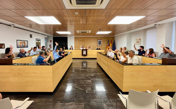 Almassora aprueba un convenio para crear una zona verde de transición entre la playa y el polígono del Serrallo