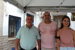 L'Alc�dia de Veo recupera el somriure dels xiquets amb un taller d'estergit i socarrats tradicionals