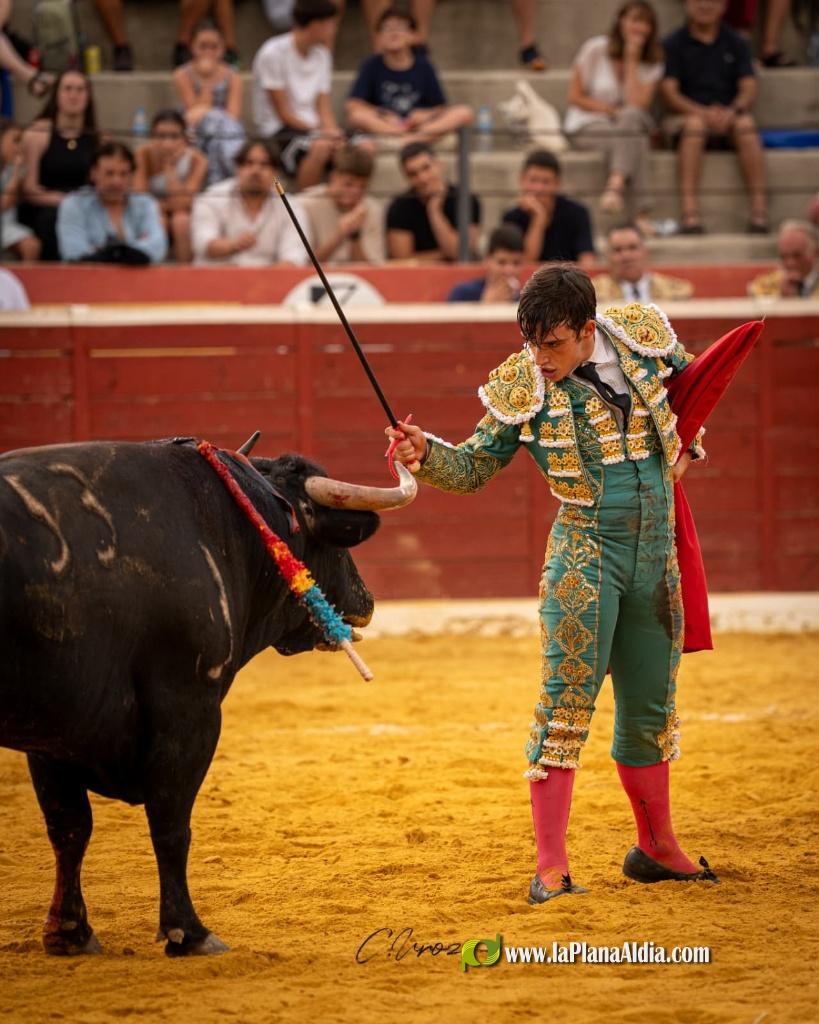 Ian Bermejo triunfa en su debut con picadores en Vilafranca y logra la espiga de plata de Calasparra