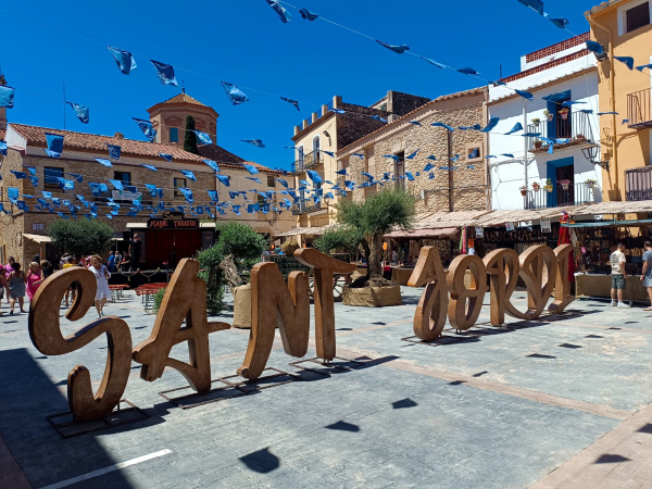 Sant Jordi amplía la XXIV Mostra d'Oficis Tradicionals, con la mayor participación de artesanos de su historia
