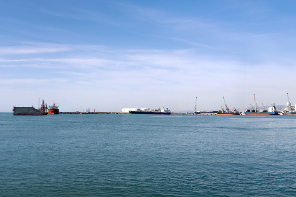 PortCastelló cierra julio como segundo mejor mes en graneles líquidos y tercero en mercancías de su historia