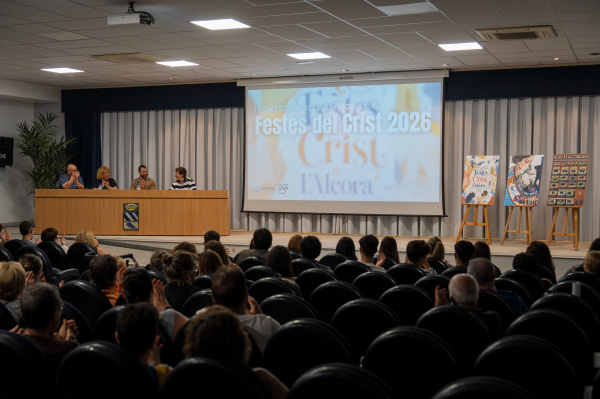L'Alcora presenta la 70a edició del Llibre de les Festes del Crist