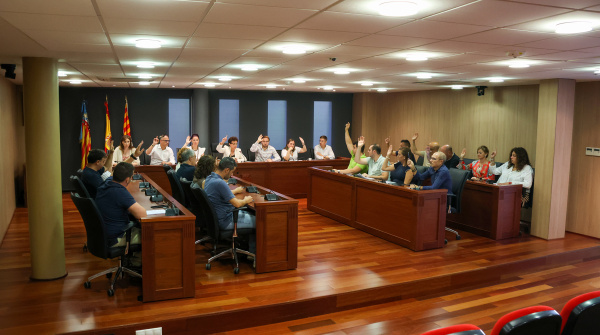 Los grupos políticos de Onda se unen para impulsar la reforestación y las ayudas a los afectados por el incendio