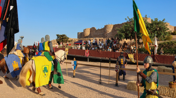 Onda inaugura un viatge a l'Edat Mitjana amb una gran desfilada i un cap de setmana ple d'història