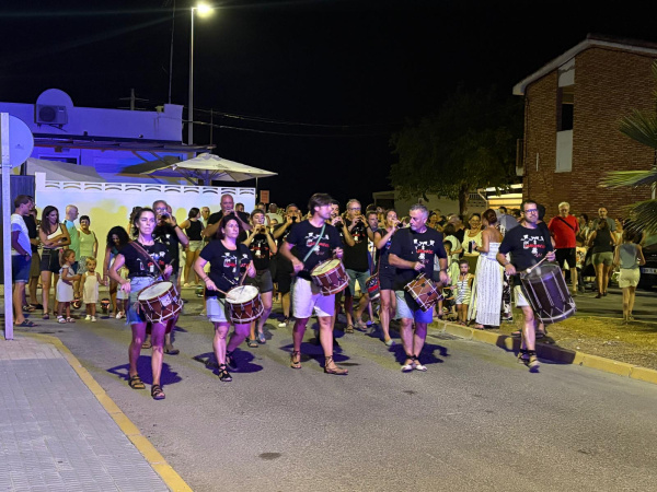 el-xixo-xixero-llena-de-tradicion-y-ambiente-la-playa-casablanca-con-una-gran-participacion