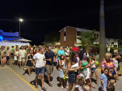 El Xixo Xixero omple de tradici� i ambient la Platja Casablanca amb una gran participaci�