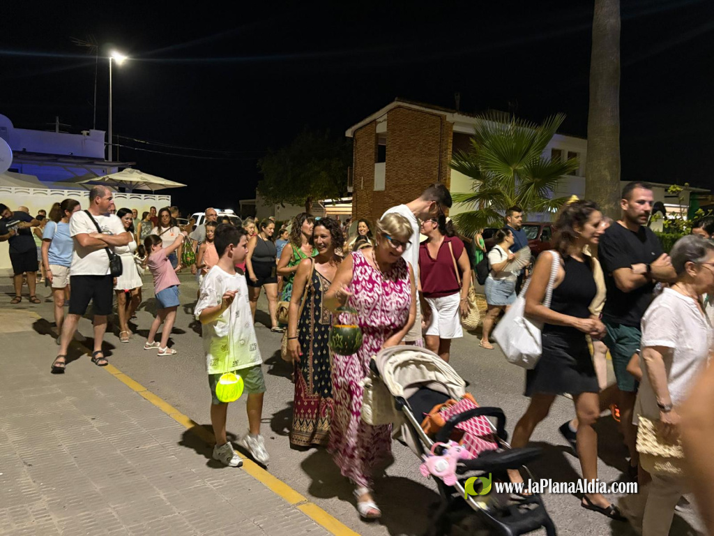 El Xixo Xixero omple de tradici� i ambient la Platja Casablanca amb una gran participaci�