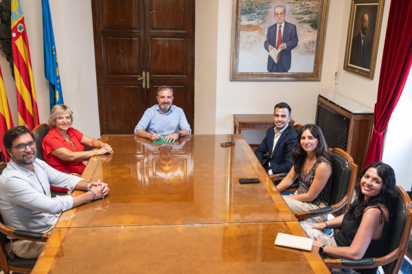 El Grupo Nealis se incorpora al programa de Formación a la Carta del Ayuntamiento de Castellón