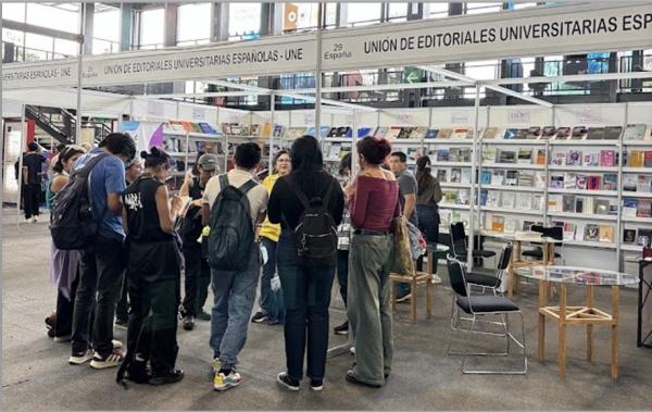 Publicaciones de la UJI participan en FILUNI 2026, la Feria Internacional del Libro de las Universitarias y de los Universitarios