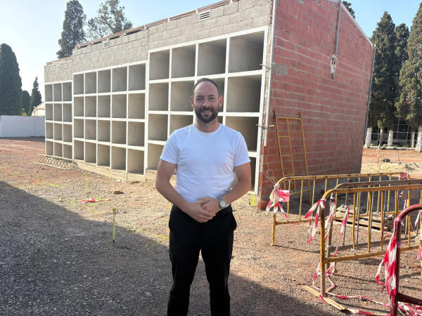 el-ayuntamiento-de-la-vall-da-uixo-invierte-80-000-euros-en-la-construccion-de-96-nuevos-nichos-en-el-cementerio-municipal
