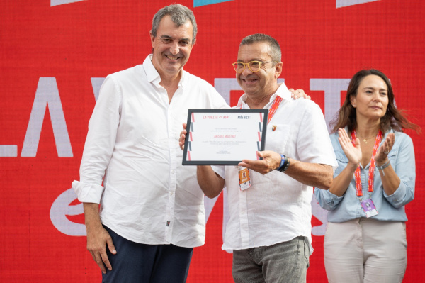 ares-del-maestrat-recibe-el-sello-mas-bici-en-la-6-a-etapa-de-la-vuelta