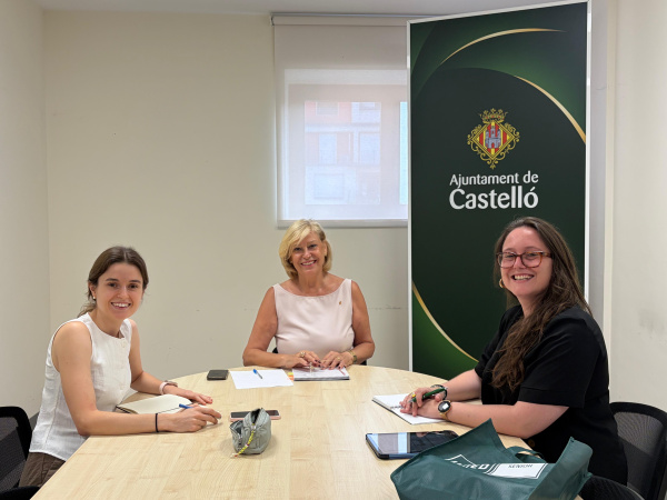 El Centro Senior de Vida Activa y Saludable estrena la nueva programación del Aula UNED Senior en Castellón